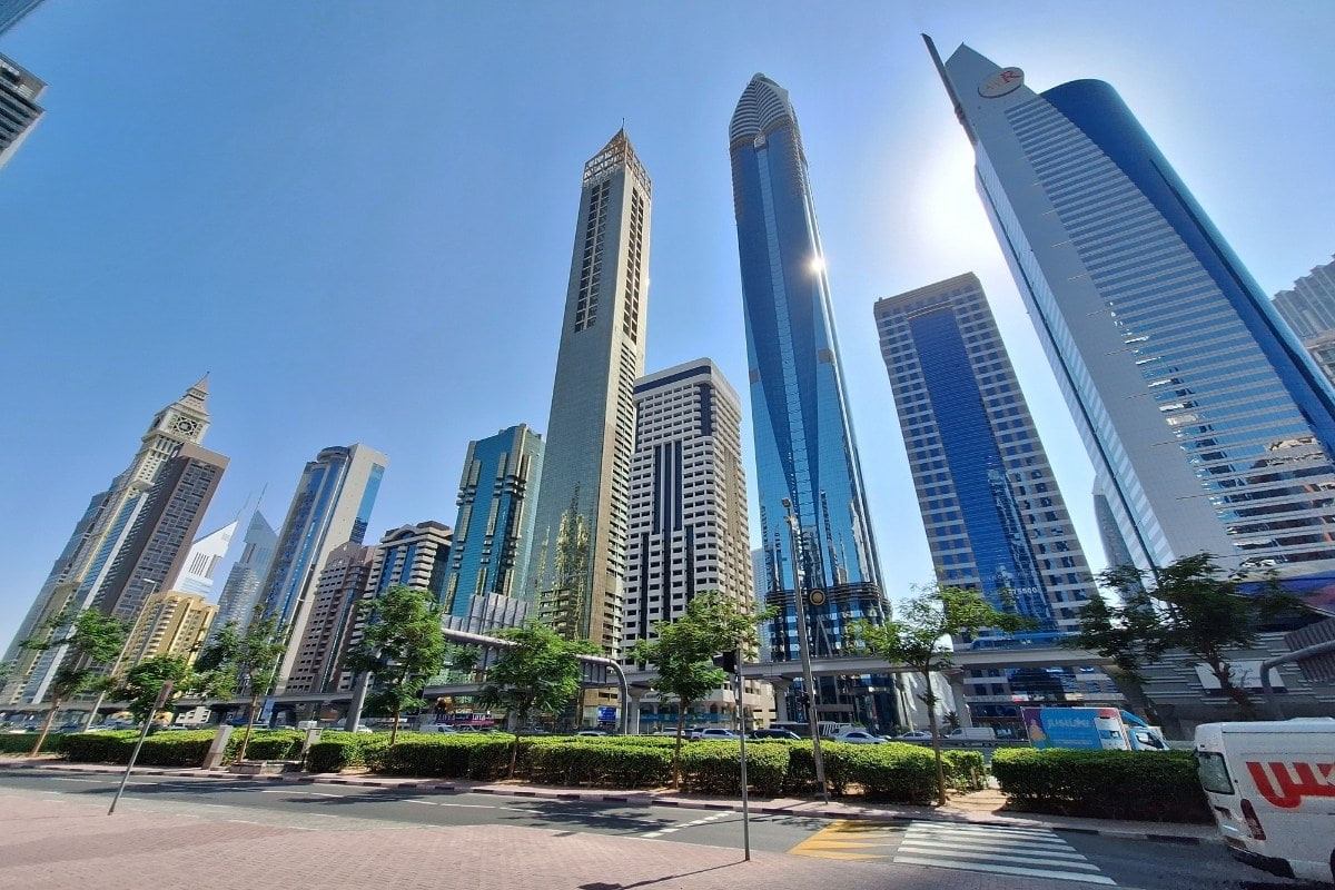 2026 Yılı Dubai Ofis Kiralama Rehberi: Doğru Yasal Adresi Seçin