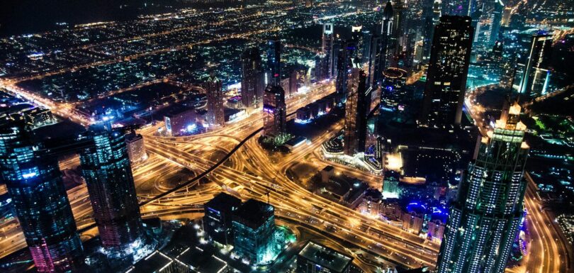 Dubai Vergi Oranları 2025: Türk Girişimciler İçin Şaşırtan Gerçekler