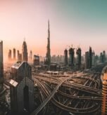 Dubai'de Şirket Kurmak: Kapsamlı Rehber