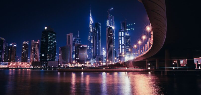 Dubai'de Şirket Kurmanın Avantajları: 2025 Güncel Rehber