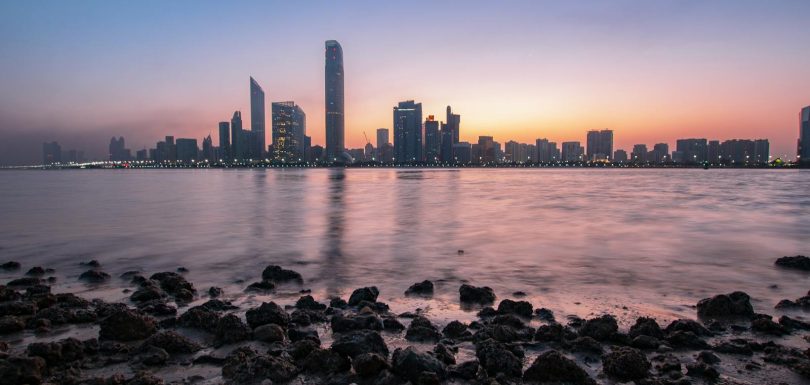 Dubai Gelir Vergisi 2025: Serbest Bölge Vergi Muafiyeti Gerçekten Bitti Mi?