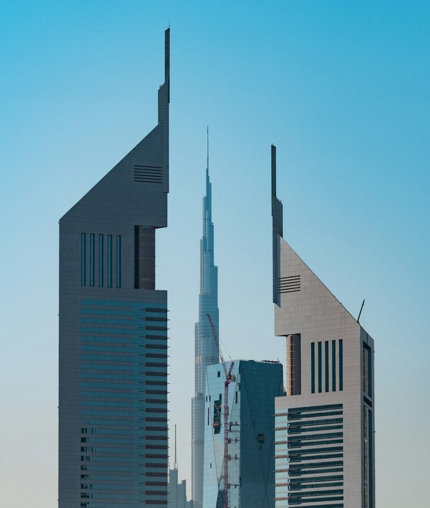 Dubai'de Nasıl İş Kurulur (2025)